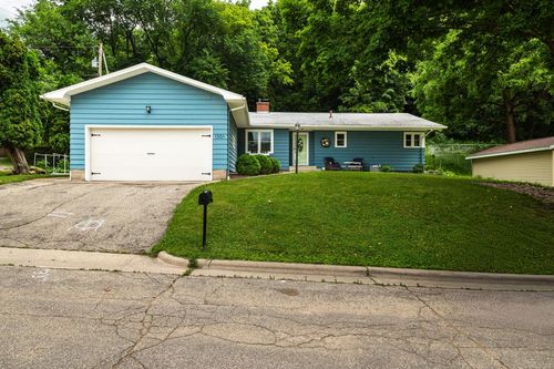 1301 31st Place S, La Crosse, WI, 54601 | Card Image