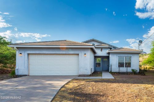 392 Falcon Ct, Rio Rico, AZ, 85648-3533 | Card Image