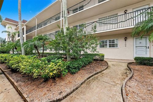 apt-310-831 Maple Ct, DUNEDIN, FL, 34698-6708 | Card Image