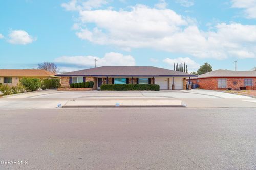 8608 Catalpa Ln, El Paso, TX, 79925-3917 | Card Image