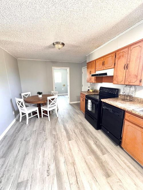 11954 Lagoon Ln, San Angelo, TX, 76904-4008 | Card Image