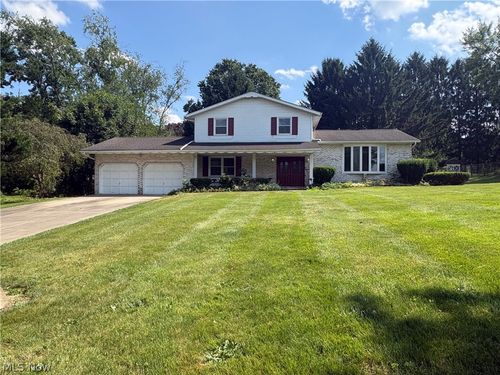 3066 Lake Center Street Nw, Uniontown, OH, 44685 | Card Image