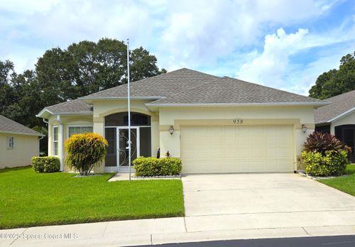 958 Danville Cir, Melbourne, FL, 32904-7562 | Card Image