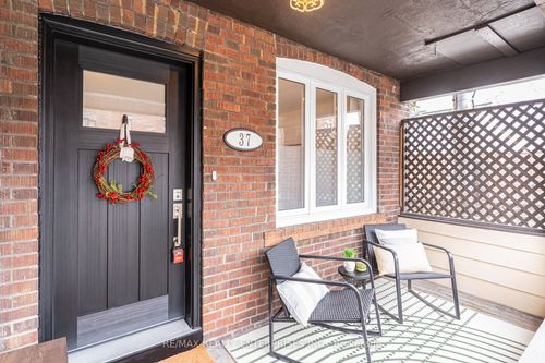 37 Kingston Rd, Toronto, ON, M4L1S5 | Card Image