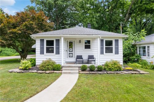 1923 Auten Dr, Akron, OH, 44320-1103 | Card Image