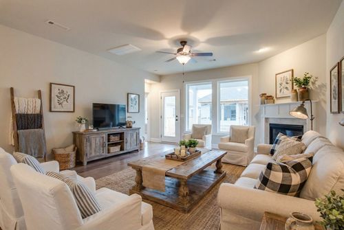 250 Tanglewood Ln, Hendersonville, TN, 37075-1478 | Card Image