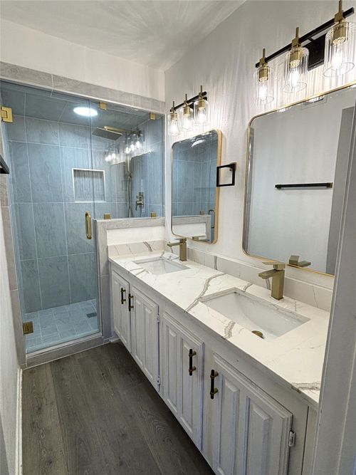 222 Shady Lane Drive, Fort Worth, TX, 76112 | Card Image