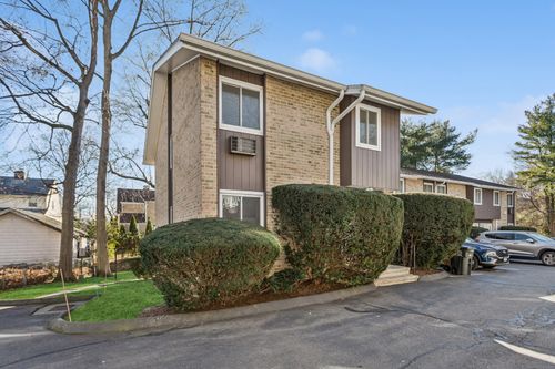 apt-37-61 Rock Spring Rd, Stamford, CT, 06906-1946 | Card Image