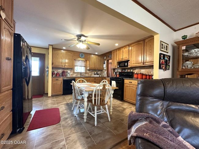 9418 State Route D, Home with 3 bedrooms, 2 bathrooms and null parking in Summersville MO | Image 21