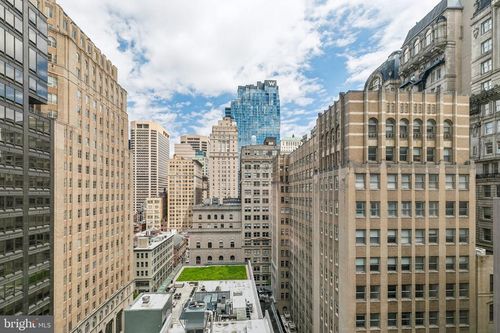 14a-1425 Locust St, PHILADELPHIA, PA, 19102-3836 | Card Image