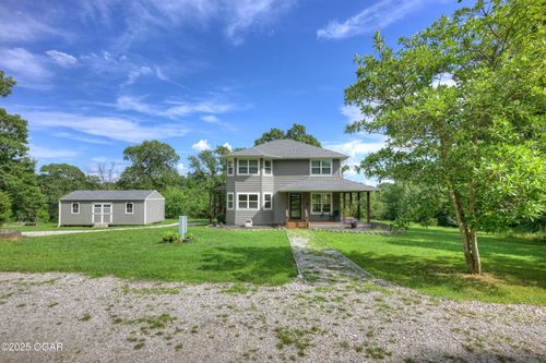 476 Pine Tree Dr, Pineville, MO, 64856-7137 | Card Image