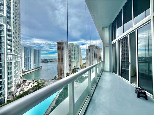 2206-495 Brickell Ave, Miami, FL, 33131-2785 | Card Image
