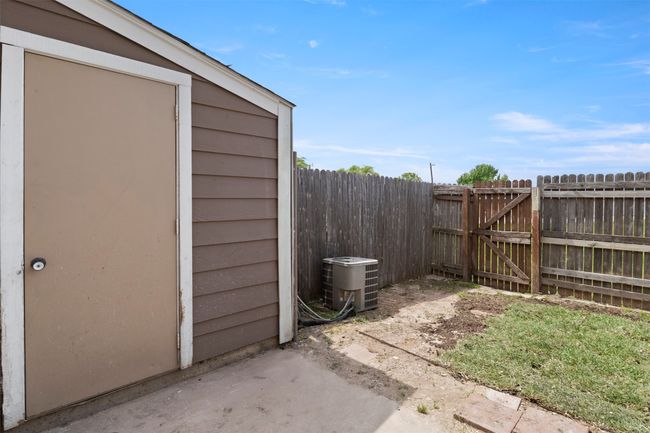 APT-6 - 717 Lee St, Condo with 2 bedrooms, 2 bathrooms and null parking in Mesquite TX | Image 13