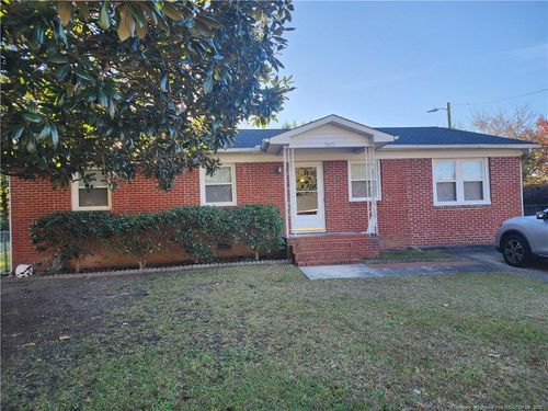 5455 Dodge Ct, Fayetteville, NC, 28303-2712 | Card Image