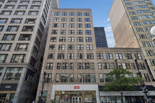410-20 N State St, Chicago, IL, 60602-3590 | Card Image