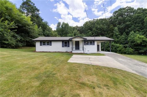 407 Blackberry Ln Se, Lindale, GA, 30147-1425 | Card Image