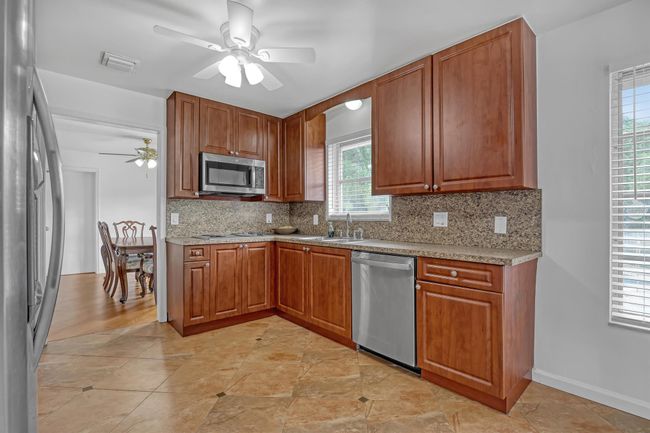 852 Palo Verde Ct, House other with 5 bedrooms, 3 bathrooms and null parking in Haverhill FL | Image 20
