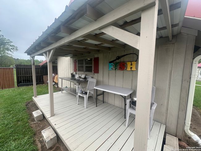 114 County Road 4808 E, House other with 3 bedrooms, 2 bathrooms and null parking in Broaddus TX | Image 18