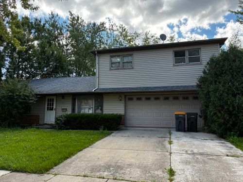 600 Westgate Terrace, Streamwood, IL, 60107 | Card Image