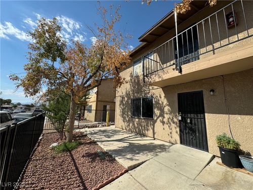 apt-2-4752 Convaire Ave, Las Vegas, NV, 89115-7275 | Card Image