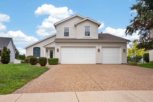 26 Bandecon Way, Bloomington, IL, 61704-8195 | Card Image