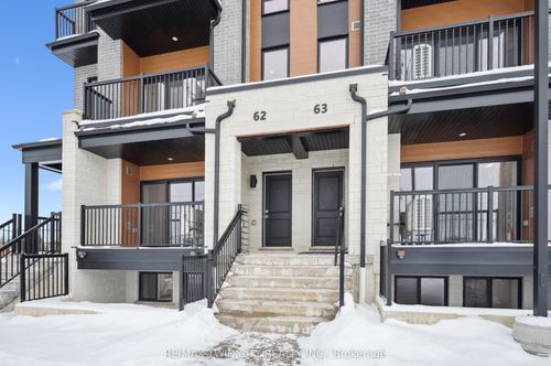 c062-525 Erinbrook Drive, Kitchener, ON, N2E3T1 | Card Image