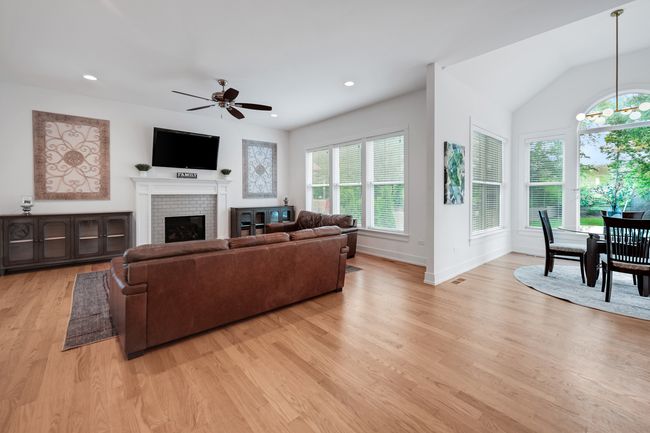 1908 Hitchcock Ave, House other with 4 bedrooms, 5 bathrooms and 2 parking in Downers Grove IL | Image 8