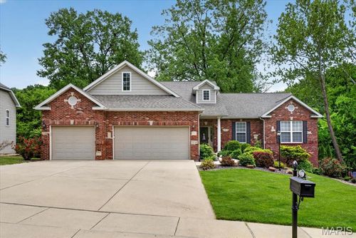 6237 Timberwolfe Dr, Glen Carbon, IL, 62034-1381 | Card Image