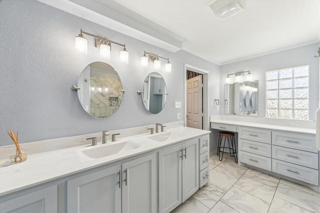 1339 Outrigger, House other with 3 bedrooms, 2 bathrooms and 1 parking in Tiki Island TX | Image 27