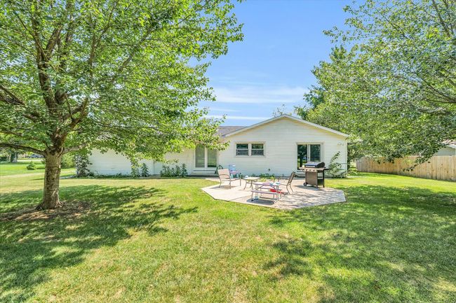 4 Cherry Ln, House other with 3 bedrooms, 2 bathrooms and 2 parking in Villa Grove IL | Image 28