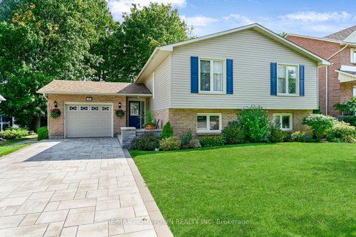 80 Cambridge Cres, Brockville, ON, K6V6L8 | Card Image