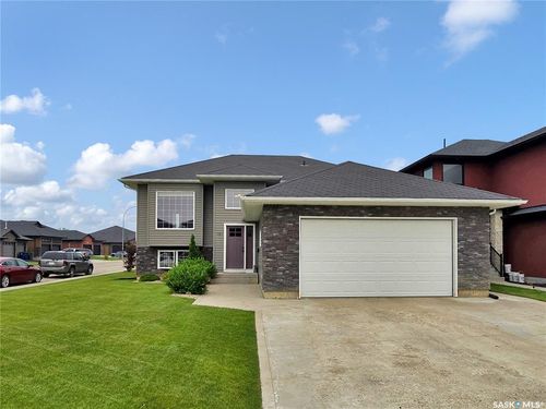 121 Kinsmen Cres, Martensville, SK, S0K0A2 | Card Image