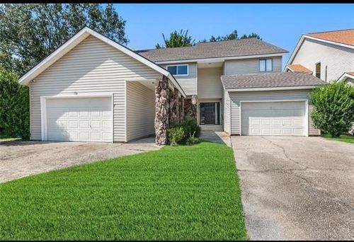 16-16 Caribbean Ct, Mandeville, LA, 70448-4752 | Card Image