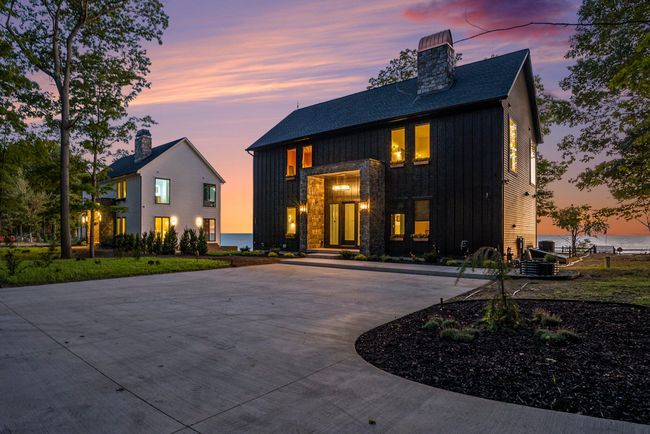 2578 Lakeshore Dr, House other with 3 bedrooms, 4 bathrooms and null parking in Fennville MI | Image 14