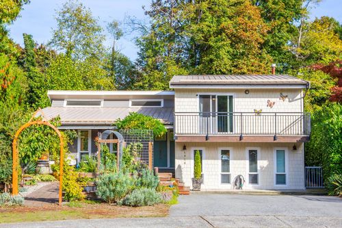 4958 198b St, Langley, BC, V3A6L4 | Card Image