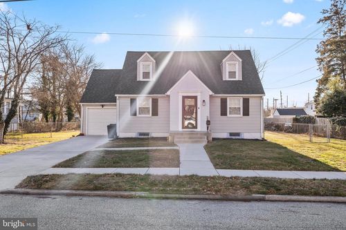 8 Oxford Ave, STRATFORD, NJ, 08084-1306 | Card Image