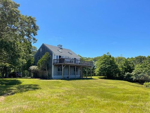 12 Lobsterville Rd, Aquinnah, MA, 02535-1402 | Card Image
