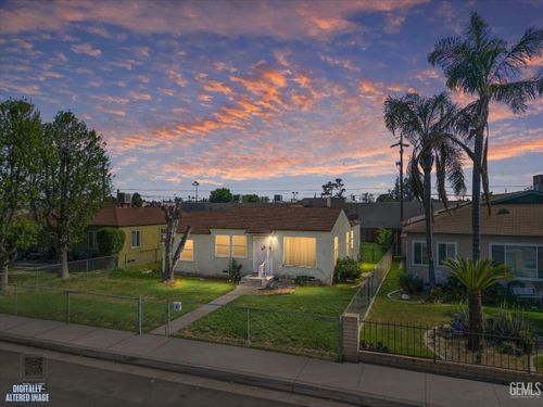 429 1st Street, Bakersfield, CA, 93304 | Card Image