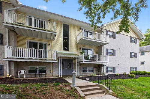 apt-b-5 Warren Lodge Ct, COCKEYSVILLE, MD, 21030-2551 | Card Image