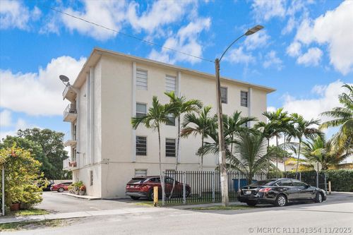 301-2138 Sw 6th St, Miami, FL, 33135-3263 | Card Image