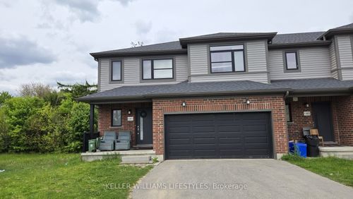 1301 Michael Cir, London, ON, N5V0B8 | Card Image