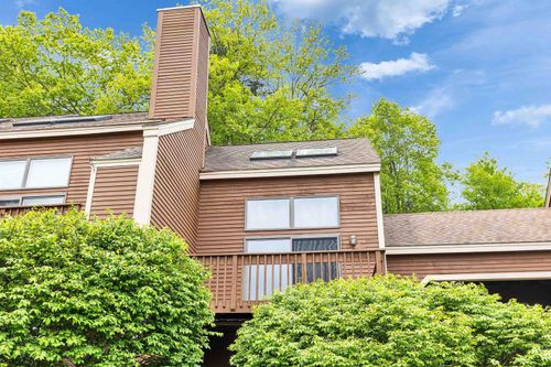 9a-10 Onset Rd, Bennington, NH, 03442-4014 | Card Image