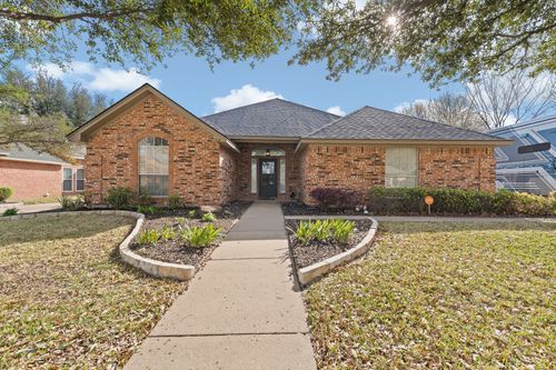 7336 Century Dr, North Richland Hills, TX, 76182-3452 | Card Image