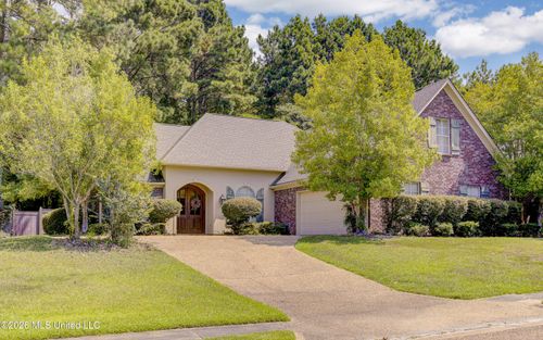 137 Baileys Ridge Cir, Clinton, MS, 39056-6225 | Card Image