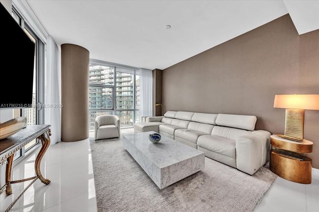 UNIT-3711 - 851 Ne 1 St Ave, Condo with 3 bedrooms, 4 bathrooms and null parking in Miami FL | Image 4