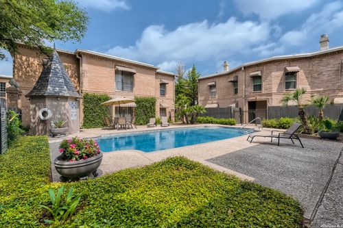 c-1-7711 Broadway, San Antonio, TX, 78209-3278 | Card Image