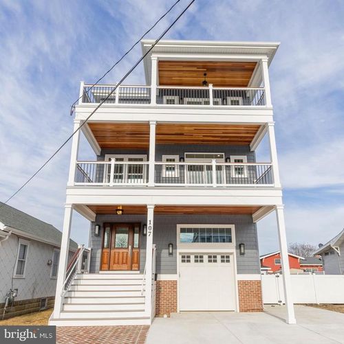 107 E 21st Ave, NORTH WILDWOOD, NJ, 08260-5317 | Card Image