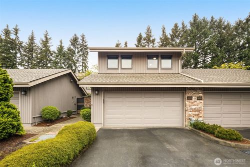65-14226 Ne 2nd Pl, Bellevue, WA, 98007-6902 | Card Image