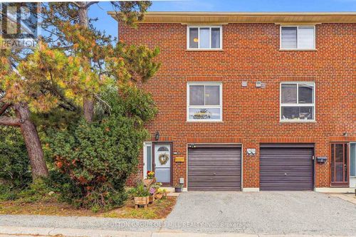 2 Virgo Starway, North York, ON, M2J | Card Image