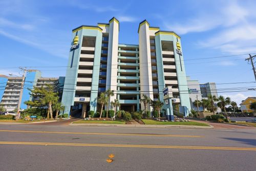 1045-6804 N Ocean Blvd, Myrtle Beach, SC, 29572-3313 | Card Image